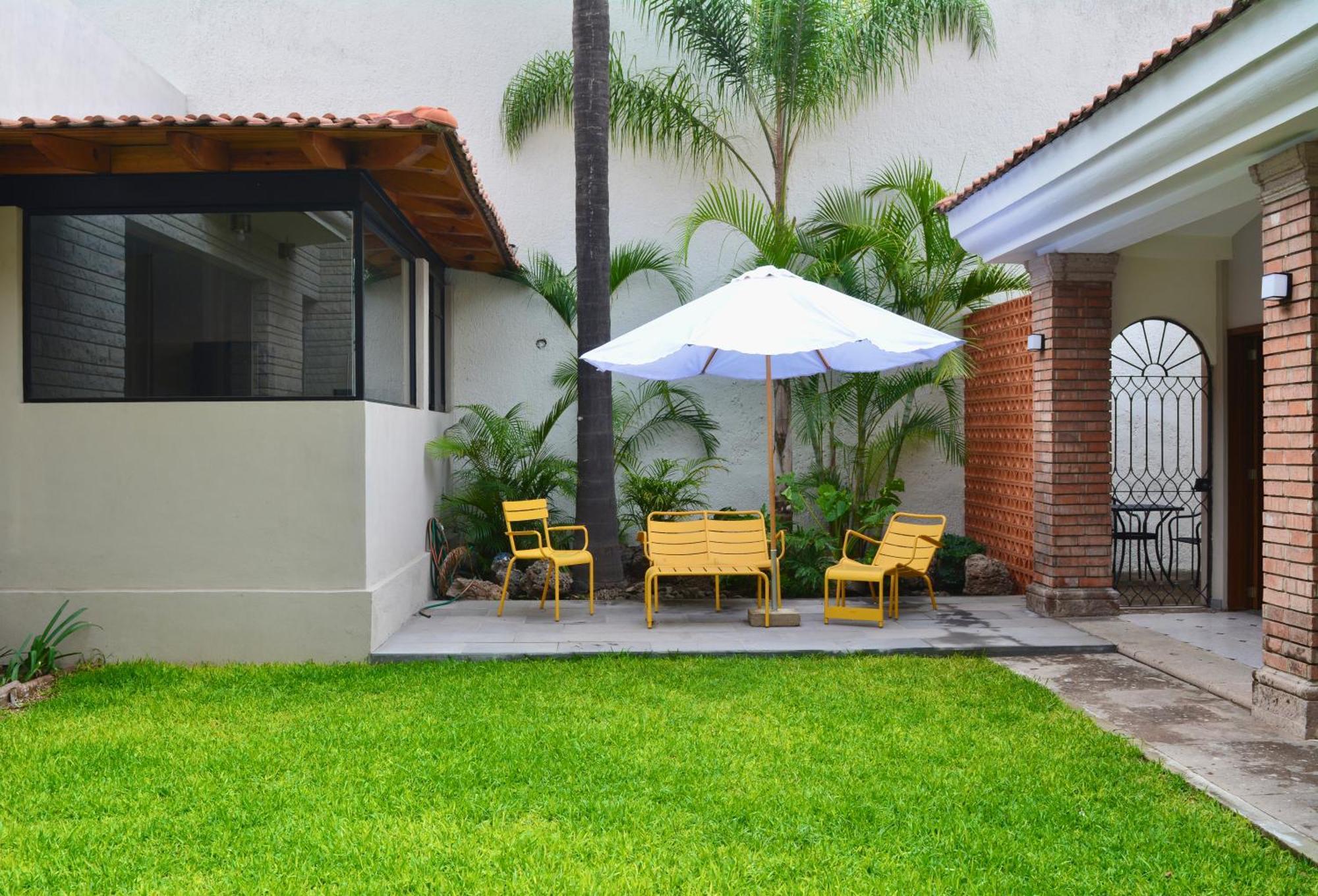 Casa Palmas Hotel Zapopan Buitenkant foto